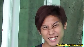 Pissdrinking asian twinks rim together with suck