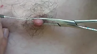 seins perc&eacute;s